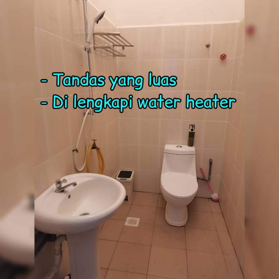 Daisyinn Budget Hotel Kuala Terengganu Kampong Gong Badak Eksteriør billede